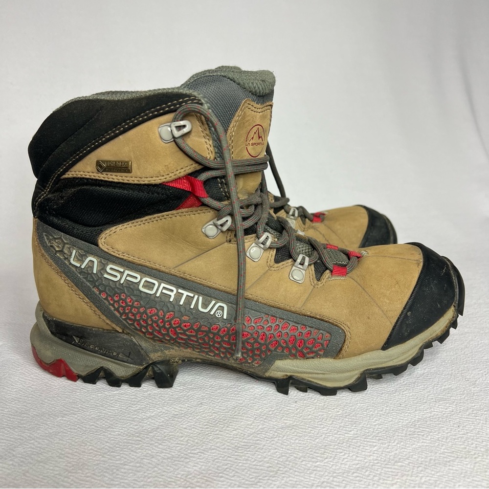 La Sportiva Nucleo High GTX Waterproof Hiking Vibram Boots Womens Size 9